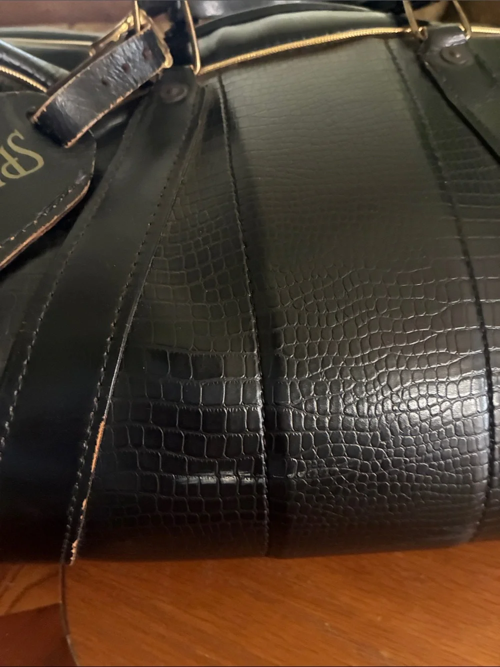 Vintage 1960’s Sport/ Gym-bag /Overnight Bag Or Carry On  With Gold Trim